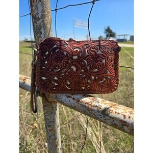 NEW TRINITY RANCH women's tooled leather wristlet in brown